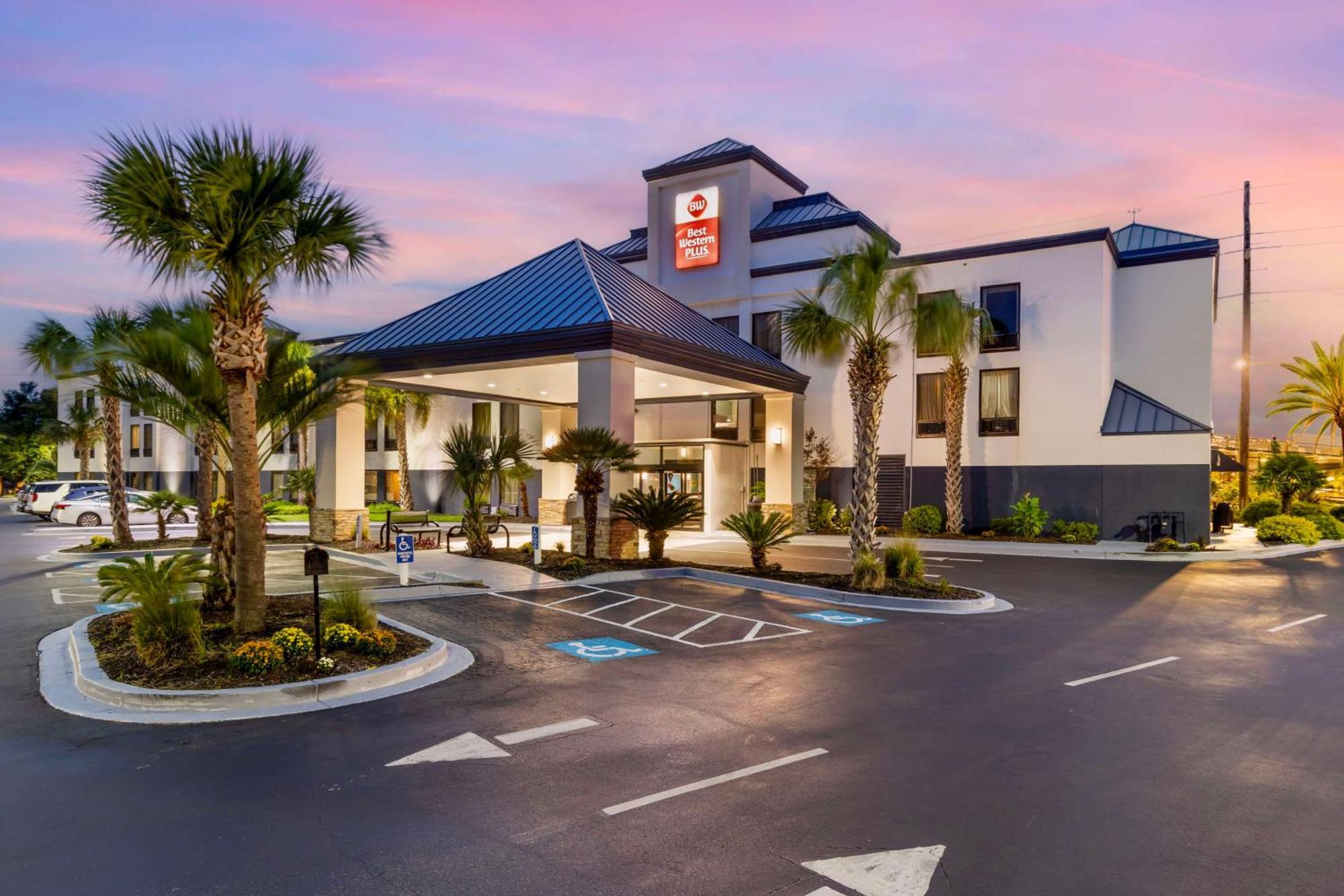 Best Western Plus Myrtle Beach@Intracoastal Briarcliffe Acres Exterior foto